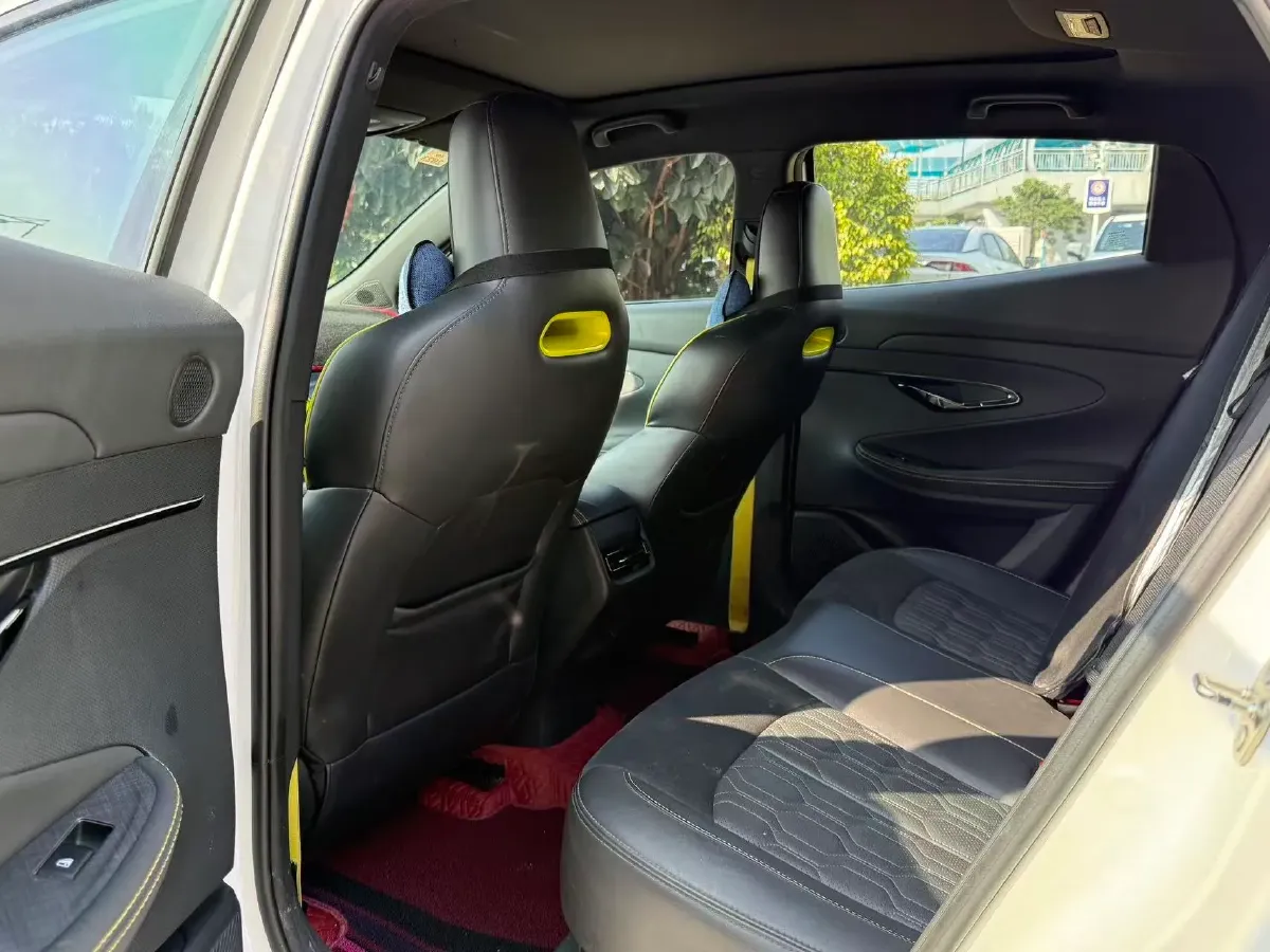 2022 ChangAn UNI-T 2.0T 233HP L4 8AT,autocango,china used car exporter,china ev exporter,chinese used car exporter,chinese used ev exporter