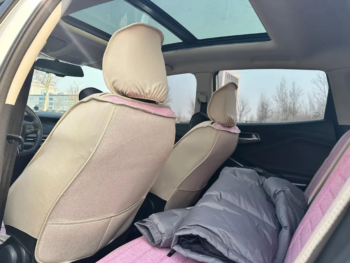 2019 ChangAn CS15 1.5L 107HP L4 5DCT,autocango,china used car exporter,china ev exporter,chinese used car exporter,chinese used ev exporter