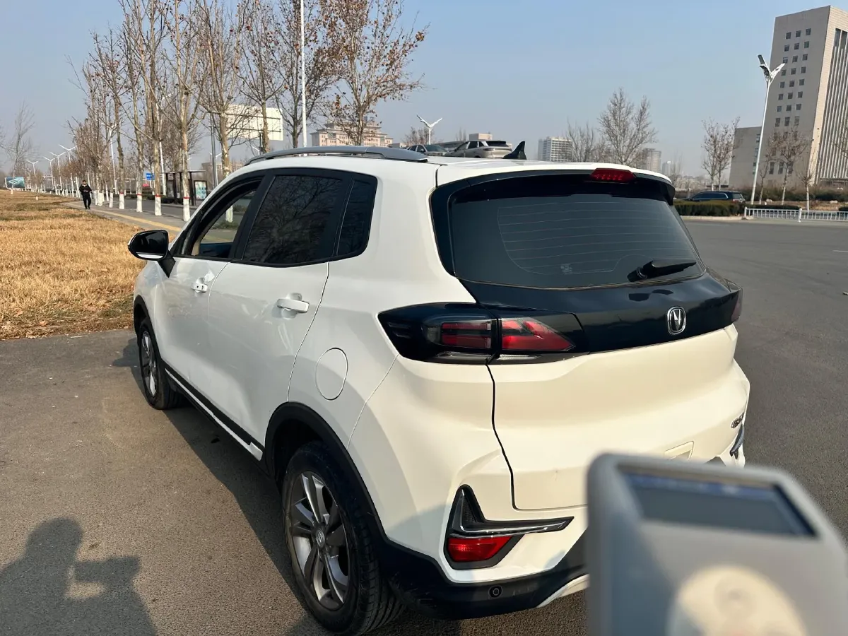 2019 ChangAn CS15 1.5L 107HP L4 5DCT,autocango,china used car exporter,china ev exporter,chinese used car exporter,chinese used ev exporter