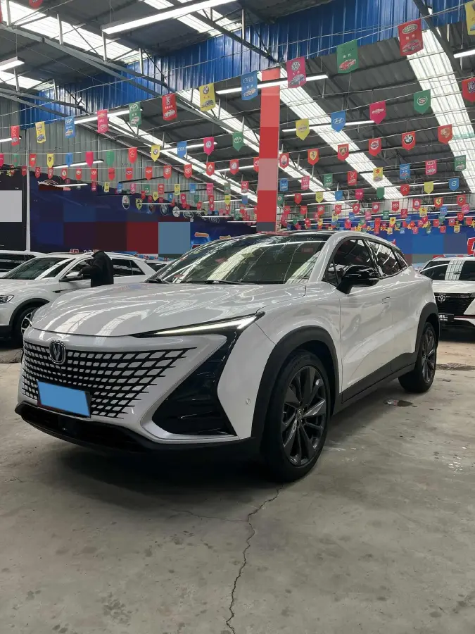 2021 ChangAn UNI-T 1.5T 180HP L4 7DCT