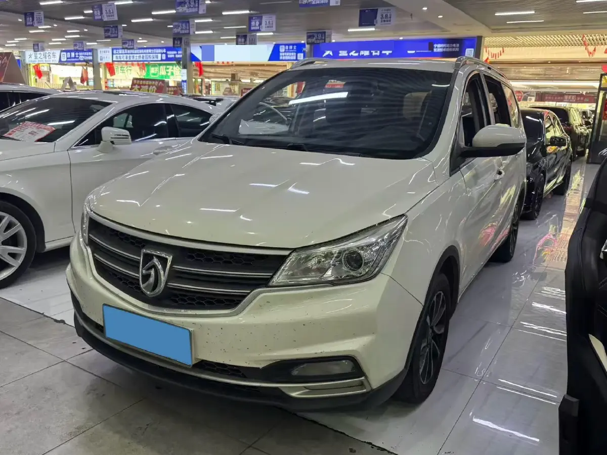 2019 BaoJun 730 1.5T 147HP L4 CVT