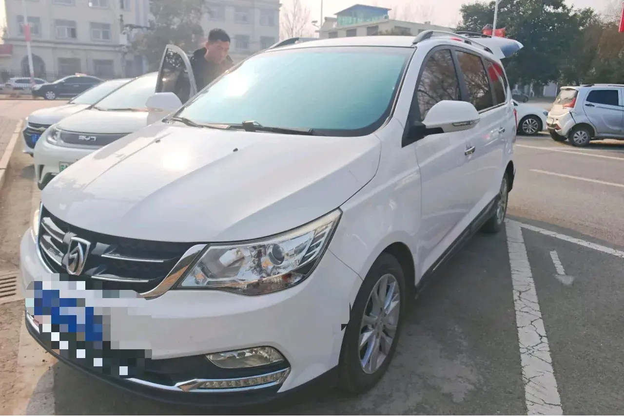 2016 BaoJun 560 1.5T 150HP L4 6MT