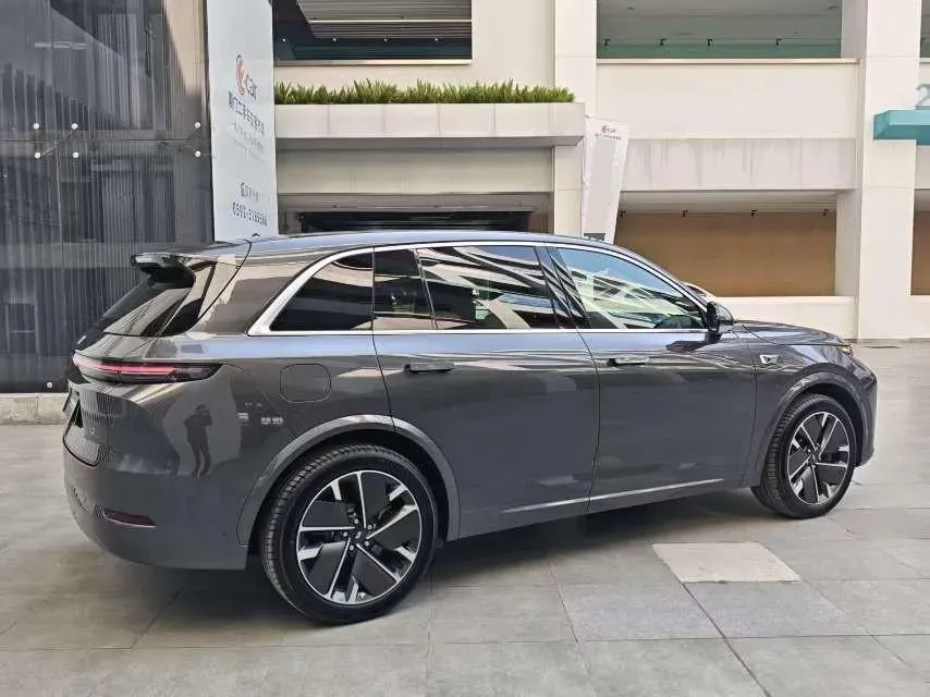 2025 Li L7 Range Extended 154HP REEV,autocango,china used car exporter,china ev exporter,chinese used car exporter,chinese used ev exporter