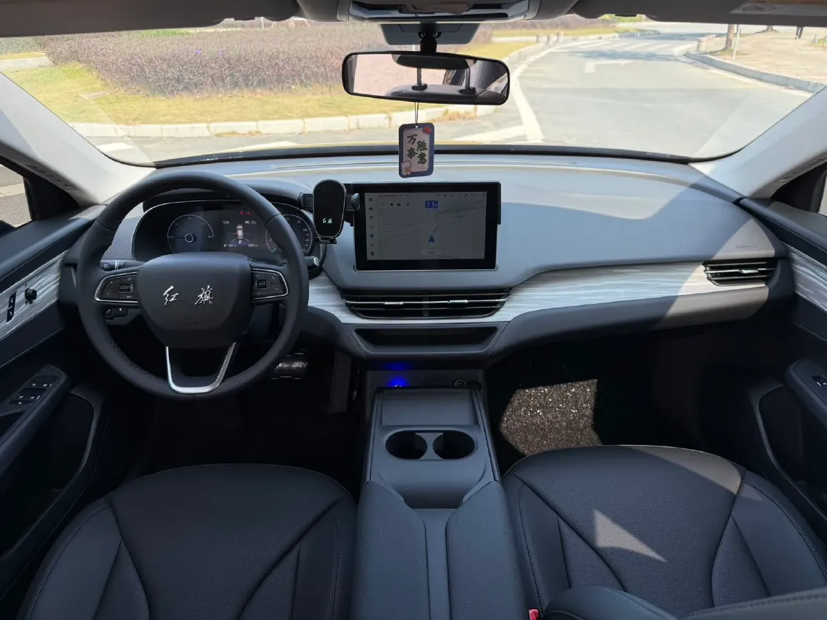 2025 HongQi E-QM5 BEV,autocango,china used car exporter,china ev exporter,chinese used car exporter,chinese used ev exporter