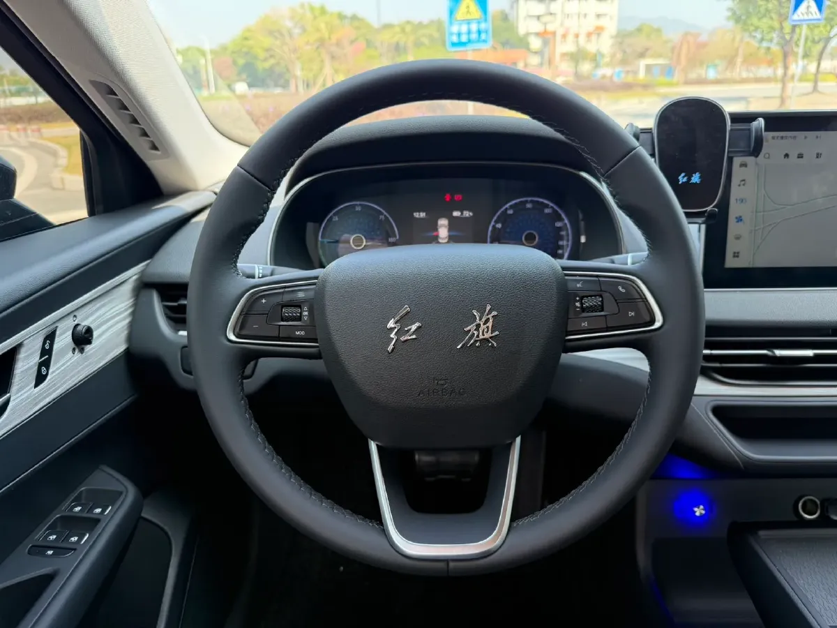 2025 HongQi E-QM5 BEV,autocango,china used car exporter,china ev exporter,chinese used car exporter,chinese used ev exporter