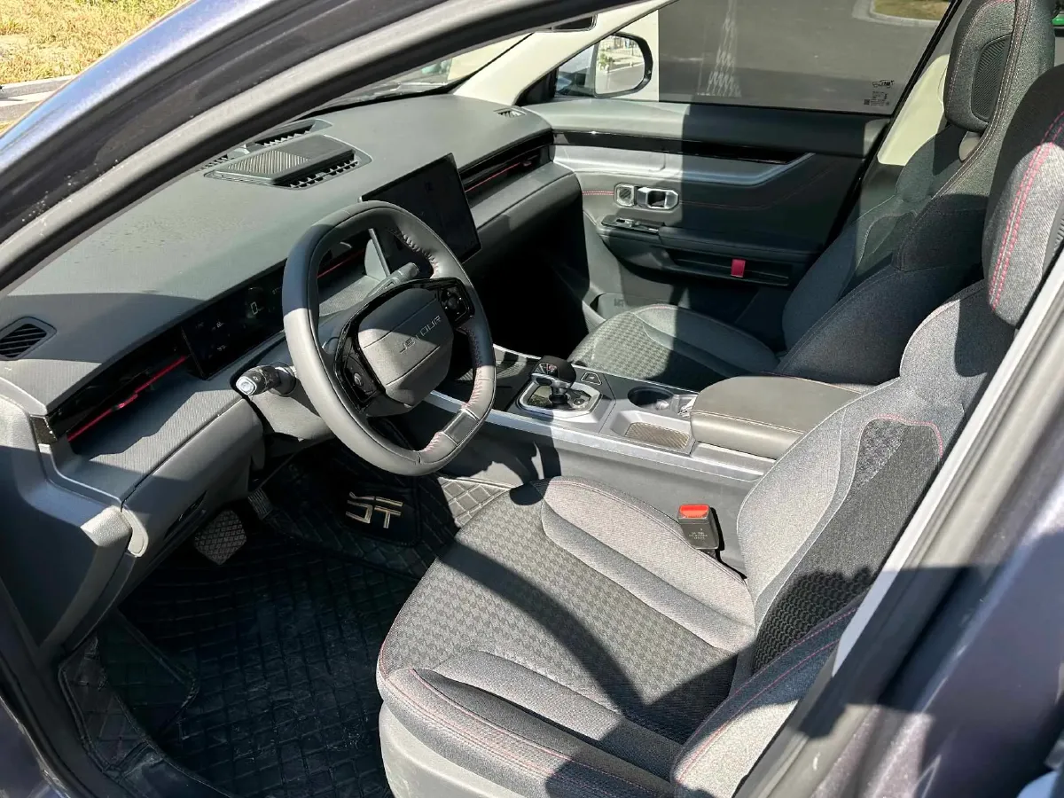 2024 Jetour DASHING 1.5T 156HP L4 6DCT,autocango,china used car exporter,china ev exporter,chinese used car exporter,chinese used ev exporter