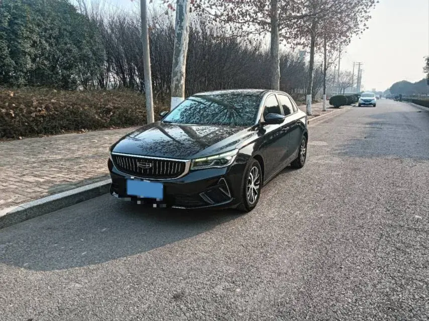 2022 Geely Emgrand 1.5L 114HP L4 5MT