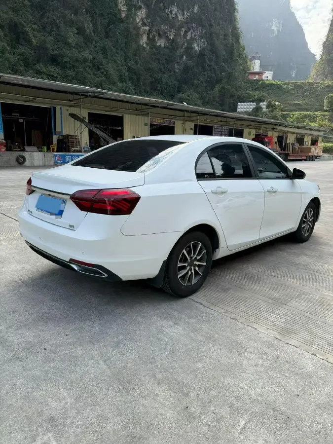 2019 Geely Emgrand 1.5L 109HP L4 CVT,autocango,china used car exporter,china ev exporter,chinese used car exporter,chinese used ev exporter
