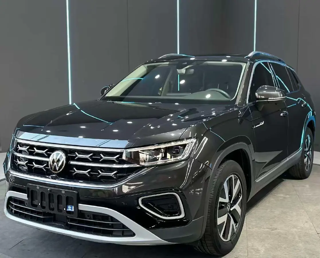 2023 Volkswagen Tayron 2.0T 186HP L4 7DCT