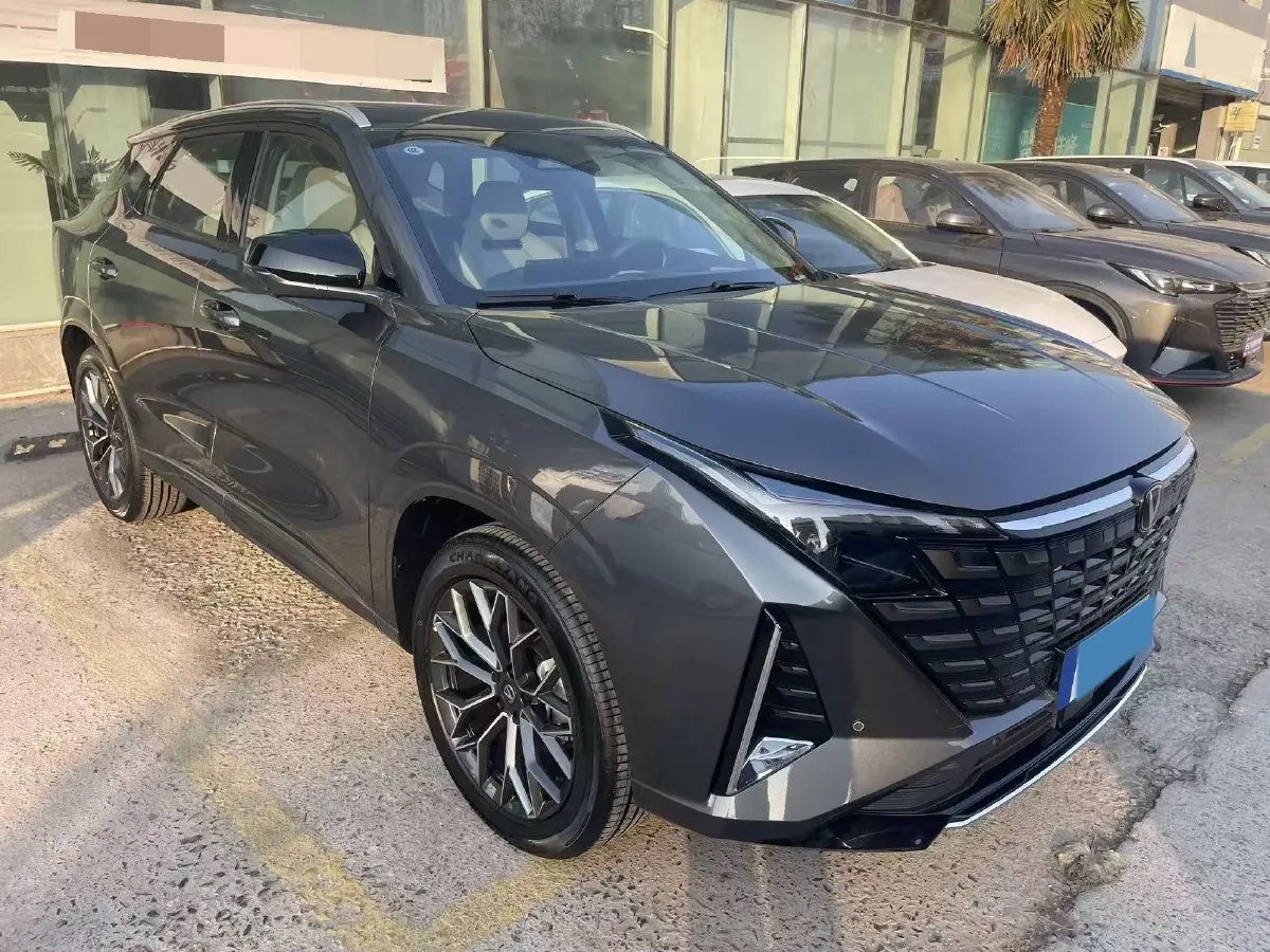 2025 ChangAn UNI-Z 1.5L 98HP L4 E-CVT PHEV,autocango,china used car exporter,china ev exporter,chinese used car exporter,chinese used ev exporter