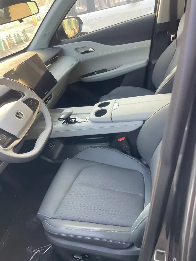 2025 ChangAn UNI-Z 1.5L 98HP L4 E-CVT PHEV,autocango,china used car exporter,china ev exporter,chinese used car exporter,chinese used ev exporter