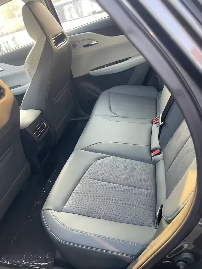 2025 ChangAn UNI-Z 1.5L 98HP L4 E-CVT PHEV,autocango,china used car exporter,china ev exporter,chinese used car exporter,chinese used ev exporter