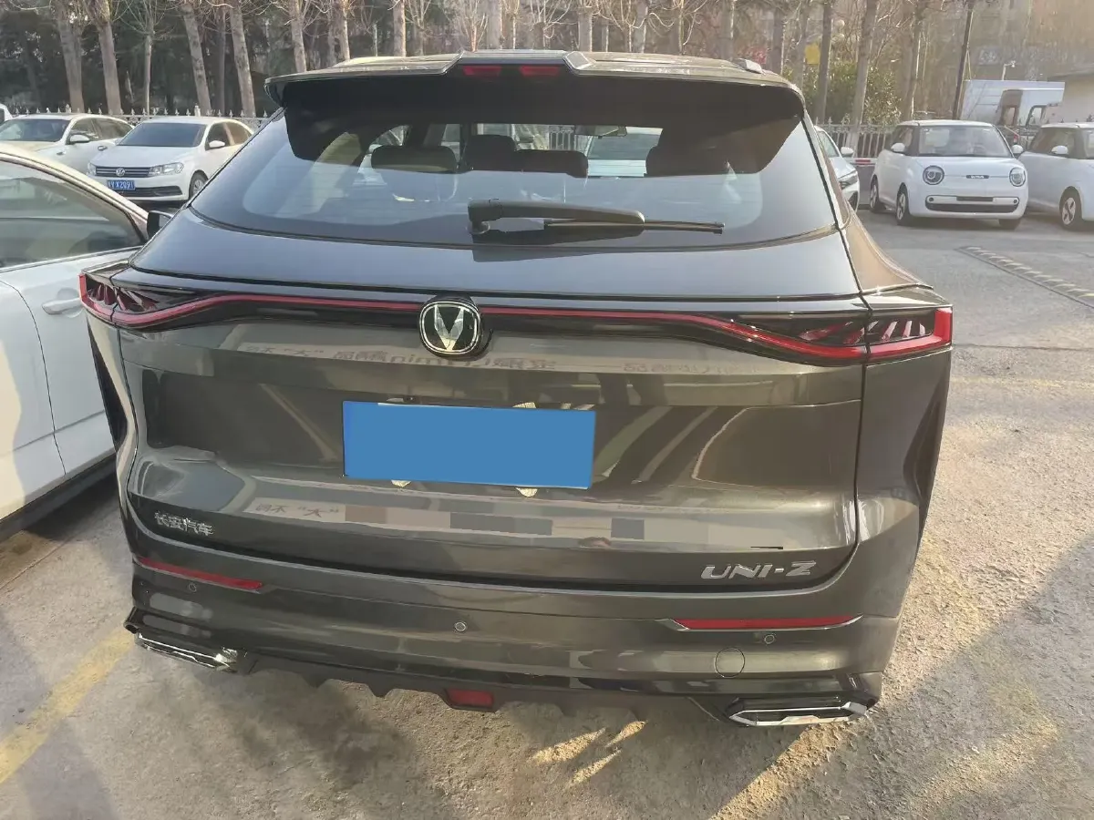 2025 ChangAn UNI-Z 1.5L 98HP L4 E-CVT PHEV,autocango,china used car exporter,china ev exporter,chinese used car exporter,chinese used ev exporter