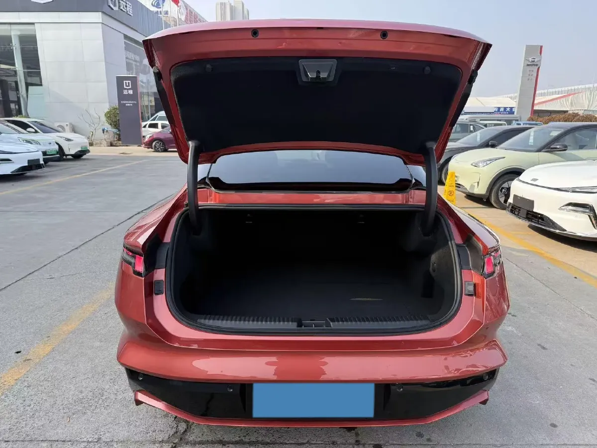 2025 LYNK&CO Z10 BEV 95KWH,autocango,china used car exporter,china ev exporter,chinese used car exporter,chinese used ev exporter