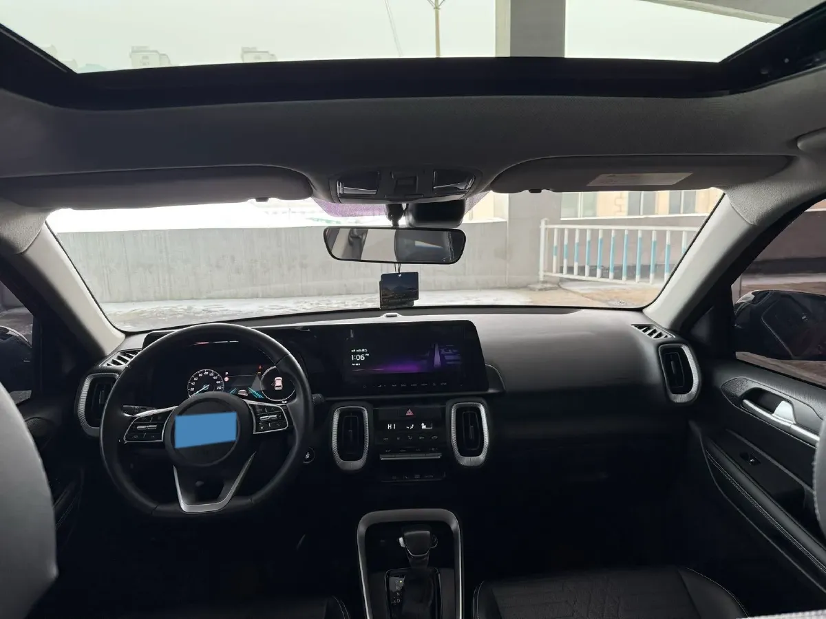 2024 Kia Sonet 1.5L 115HP L4 CVT,autocango,china used car exporter,china ev exporter,chinese used car exporter,chinese used ev exporter