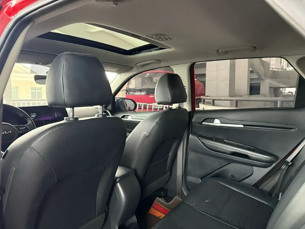 2024 Kia Sonet 1.5L 115HP L4 CVT,autocango,china used car exporter,china ev exporter,chinese used car exporter,chinese used ev exporter