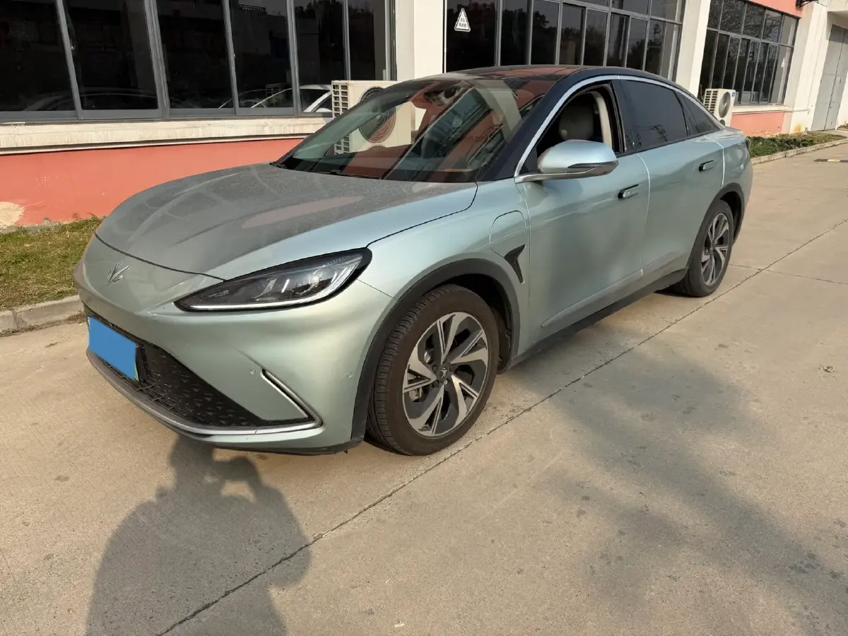 2021 ARCFOX αS BEV 93.6KWH