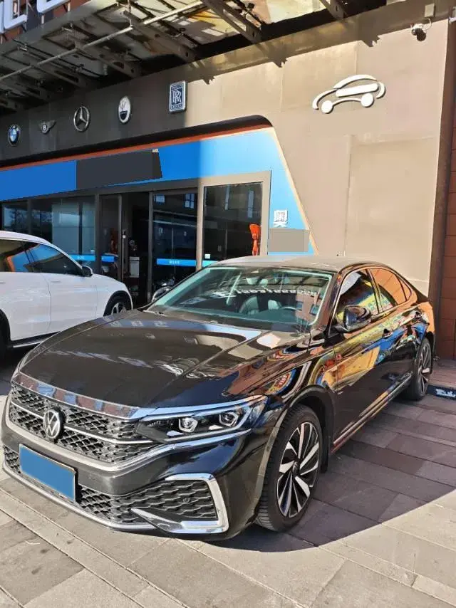 2022 Xpeng P7 BEV 60.2KWH