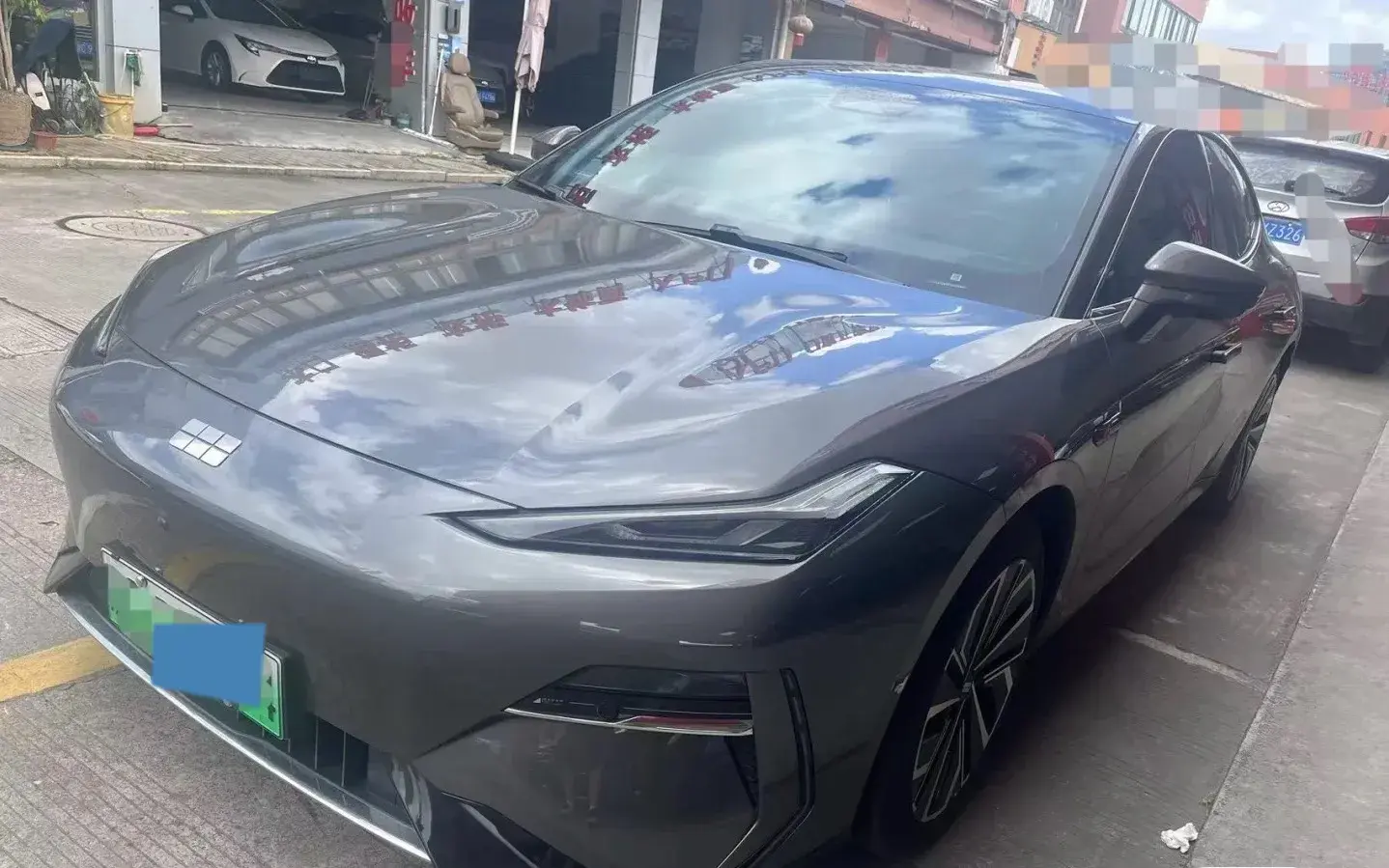 2024 Geely Galaxy E8 BEV 62KWH