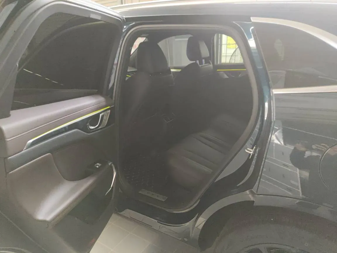 2024 WEY Mocha 1.5T 170HP L4 4DHT PHEV 35.04KWH,autocango,china used car exporter,china ev exporter,chinese used car exporter,chinese used ev exporter