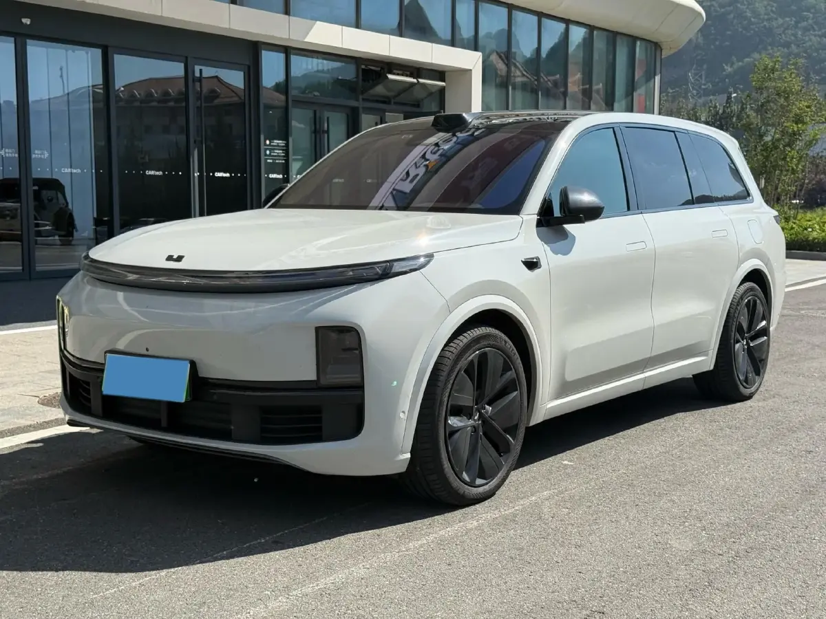 2022 Li L9 Range Extended 154HP REEV 42.6KWH