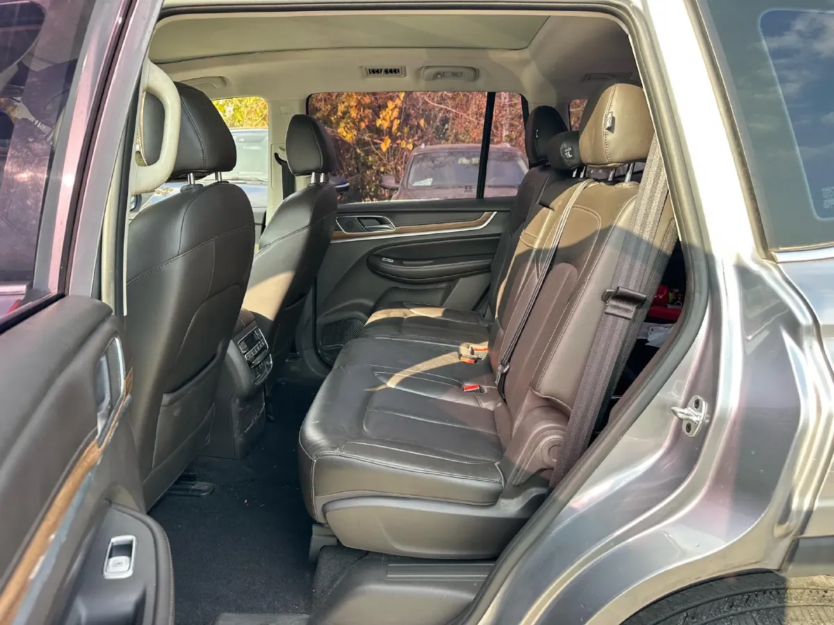 2018 Dongfeng JunFeng E17 BEV 49.93KWH,autocango,china used car exporter,china ev exporter,chinese used car exporter,chinese used ev exporter