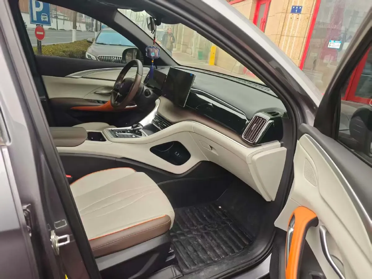 2022 Ruichi Auto EC31 BEV 41.932KWH,autocango,china used car exporter,china ev exporter,chinese used car exporter,chinese used ev exporter
