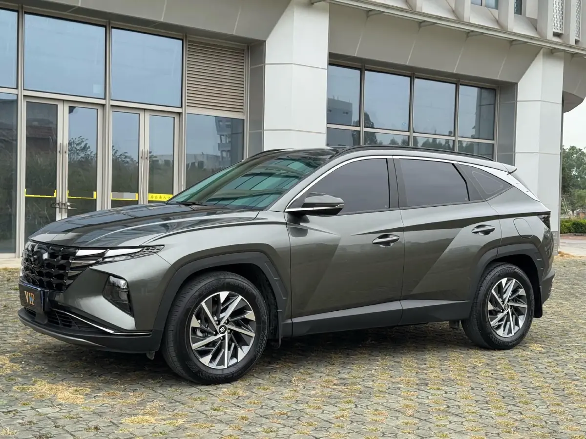 2023 Hyundai Tucson 1.5T 200HP L4 8AT