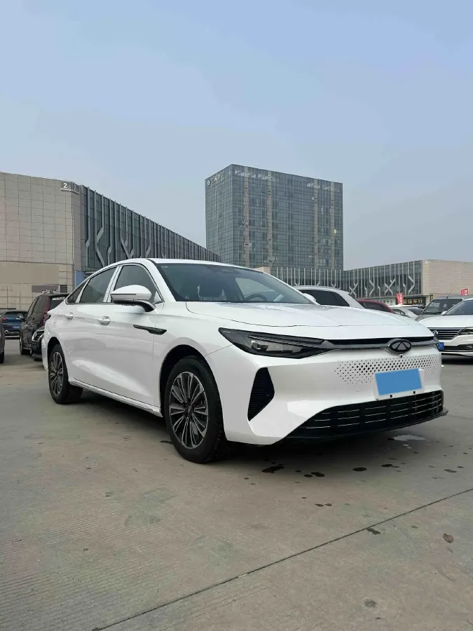 2024 Fulwin FulwinA8 1.5T 156HP L4 1DHT PHEV 18.3KWH,autocango,china used car exporter,china ev exporter,chinese used car exporter,chinese used ev exporter