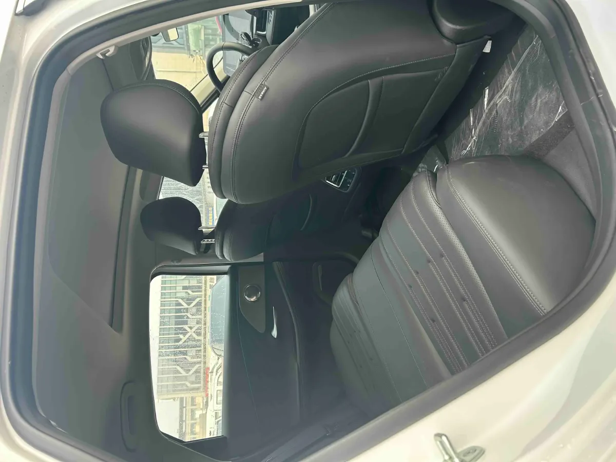 2024 Fulwin FulwinA8 1.5T 156HP L4 1DHT PHEV 18.3KWH,autocango,china used car exporter,china ev exporter,chinese used car exporter,chinese used ev exporter