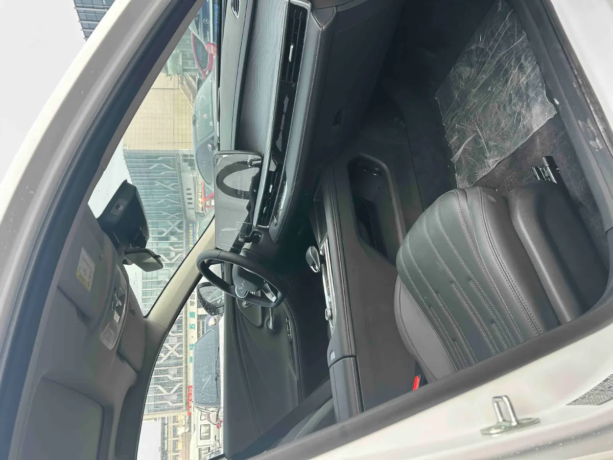 2024 Fulwin FulwinA8 1.5T 156HP L4 1DHT PHEV 18.3KWH,autocango,china used car exporter,china ev exporter,chinese used car exporter,chinese used ev exporter