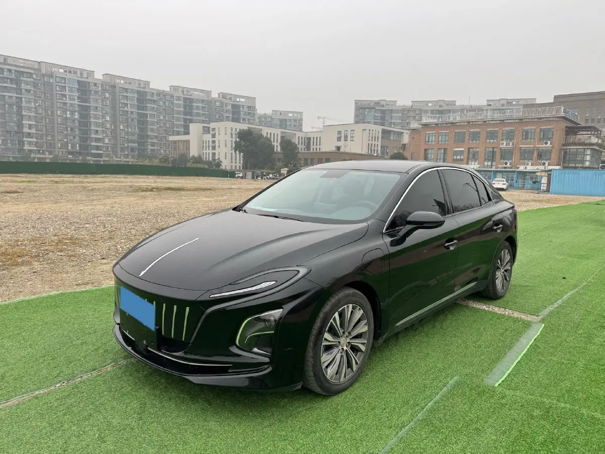 2022 HongQi E-QM5 BEV 54KWH