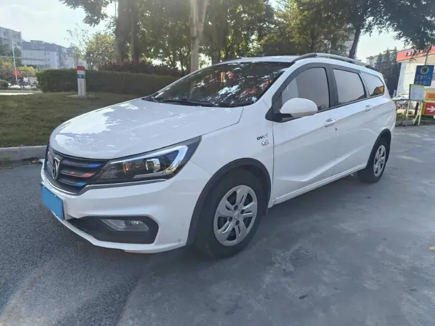 2017 BaoJun 310W 1.5L 112HP L4 6MT