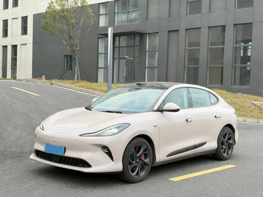 2025 IM LS6 BEV 100KWH