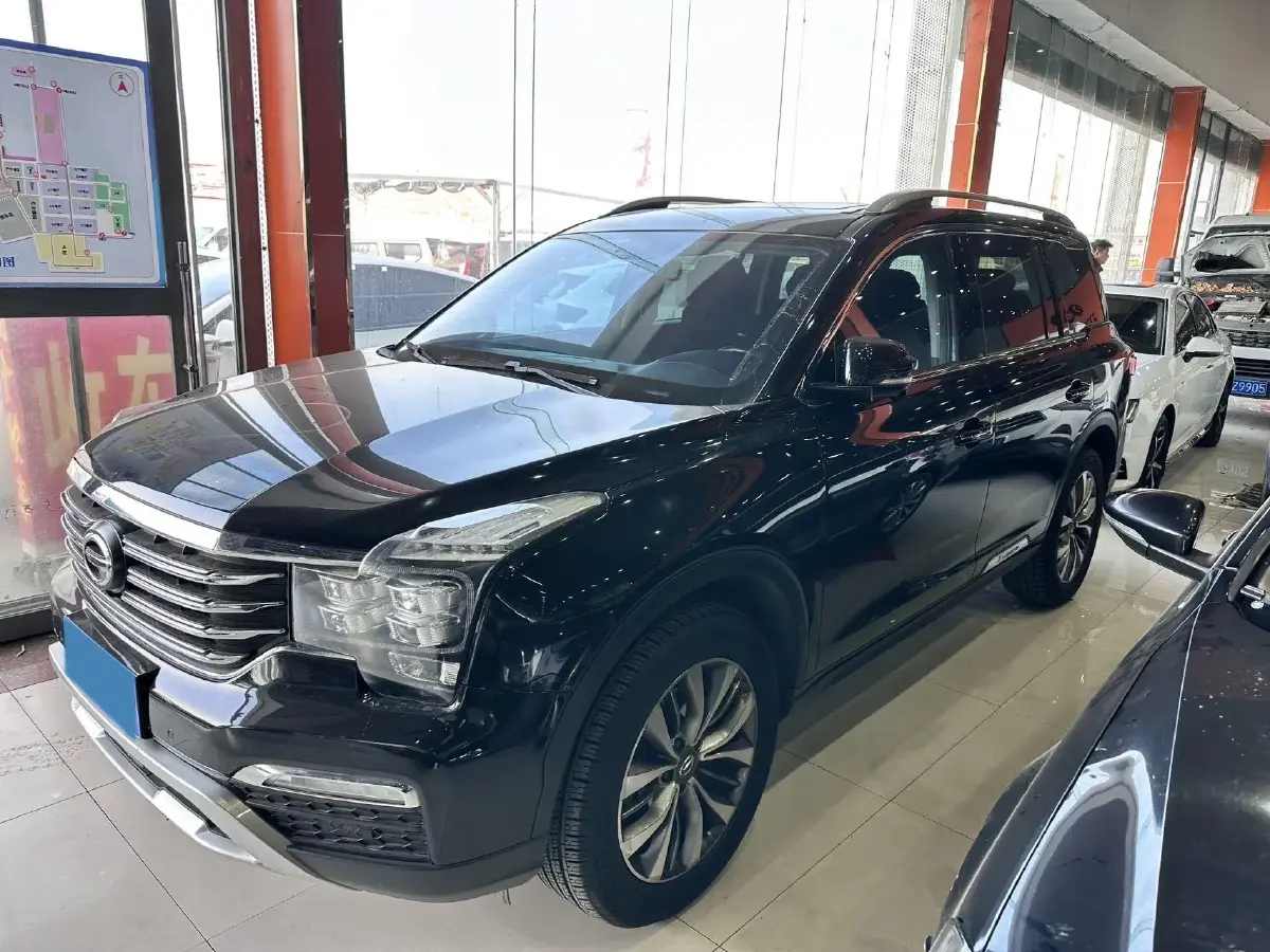 2017 GAC Trumpchi GS8 2.0T 201HP L4 6AT