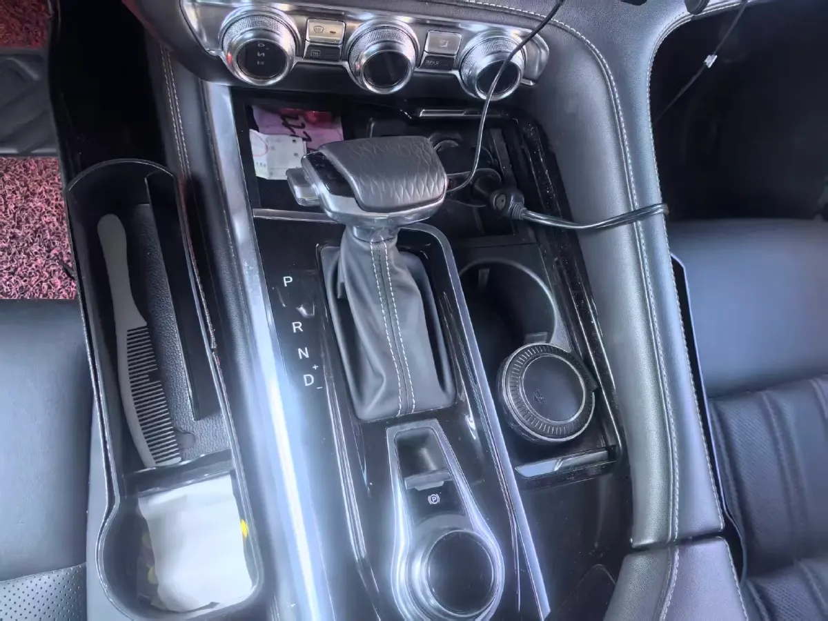 2019 ChangAn CS95 2.0T 233HP L4 6AT,autocango,china used car exporter,china ev exporter,chinese used car exporter,chinese used ev exporter