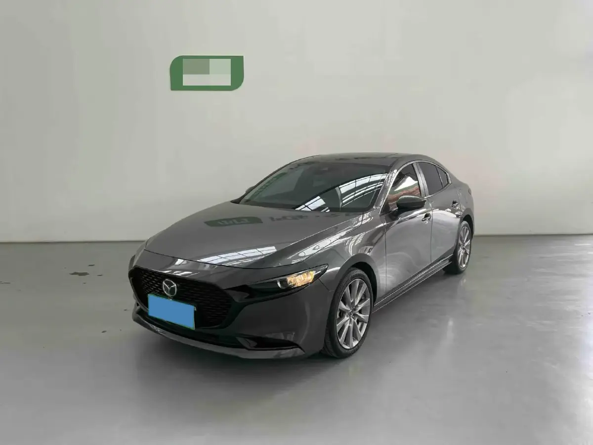 2022 Mazda 3 Axela 2.0L 158HP L4 6AT