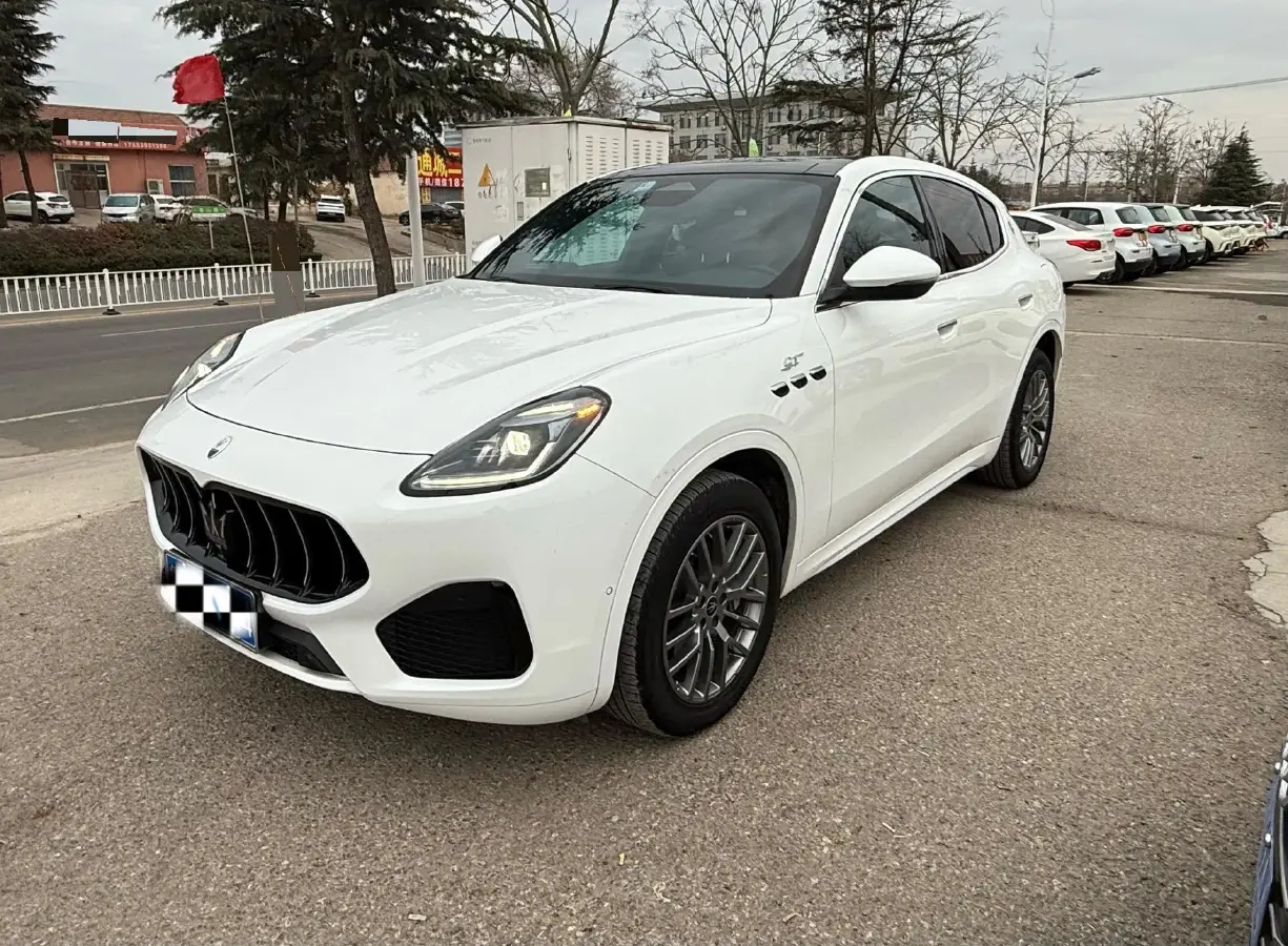 2022 Maserati Levante 2.0T 330HP L4 8AT