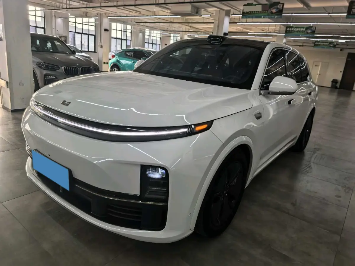 2024 Li L8 Range Extended 154HP REEV 42.8KWH