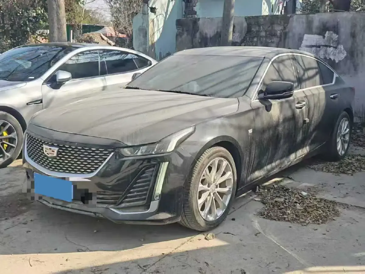 2023 Cadillac CT5 2.0T 237HP L4 10AT