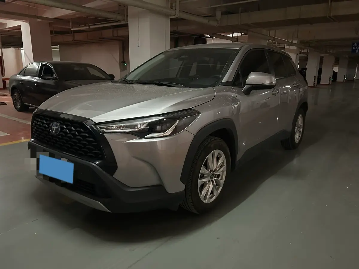 2023 Toyota Corolla Cross 2.0L 152HP L4 E-CVT Hybrid