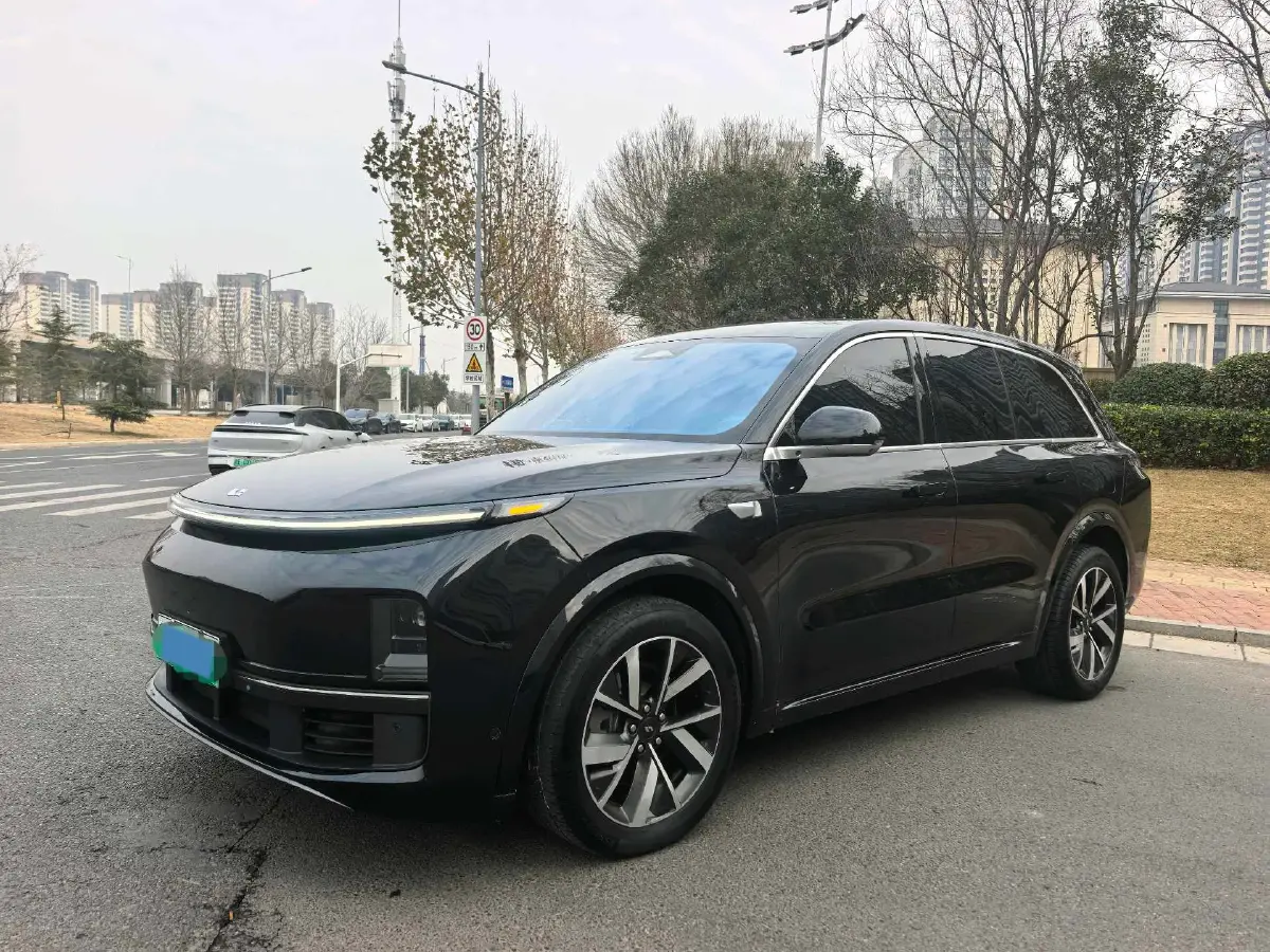 2023 Li L8 Range Extended 154HP REEV 40.9KWH