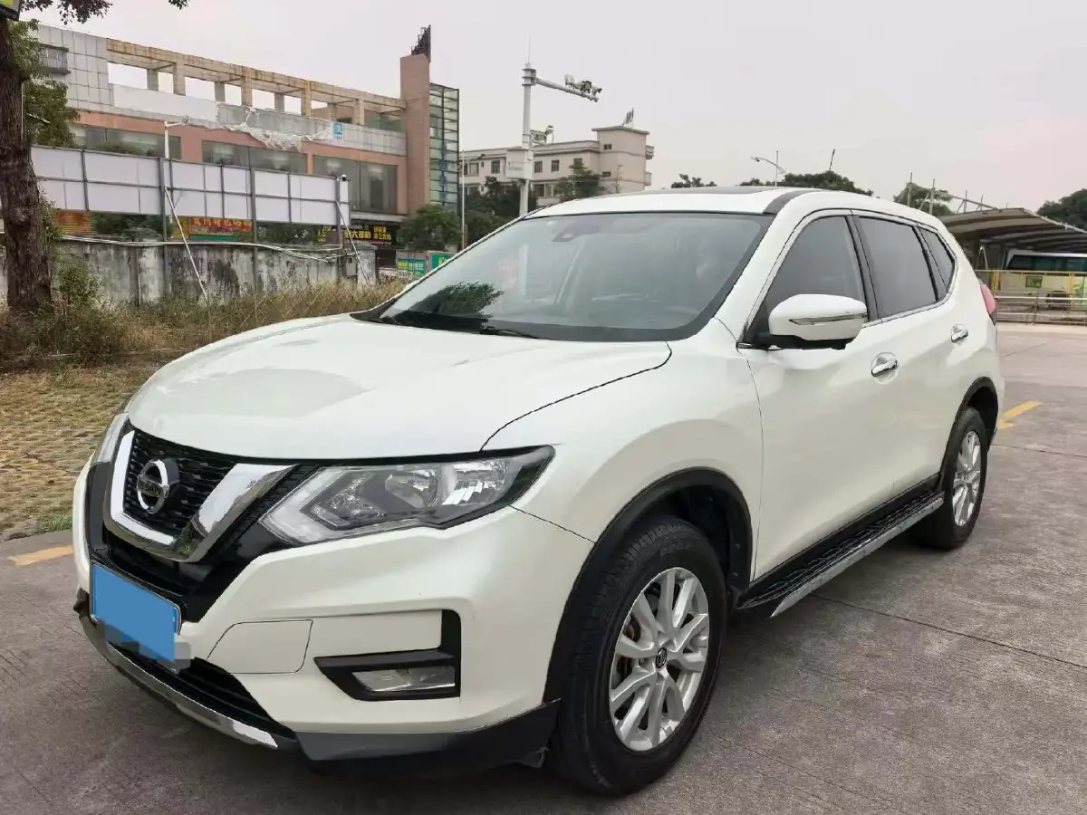 2021 Nissan X-Trail 2.0L 151HP L4 CVT
