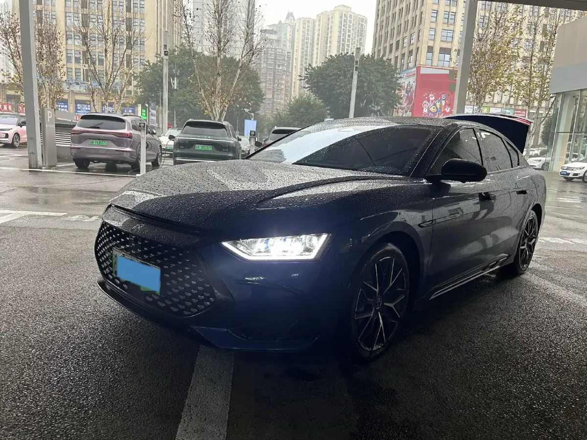 2022 Infiniti Q50L 2.0T 211HP L4 7AT