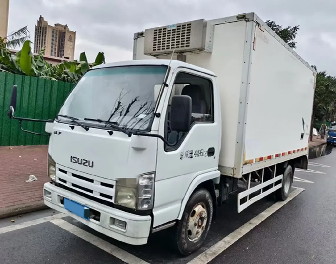 2016 Isuzu RE-MAX Jim 2.8T 109HP L4 5MT