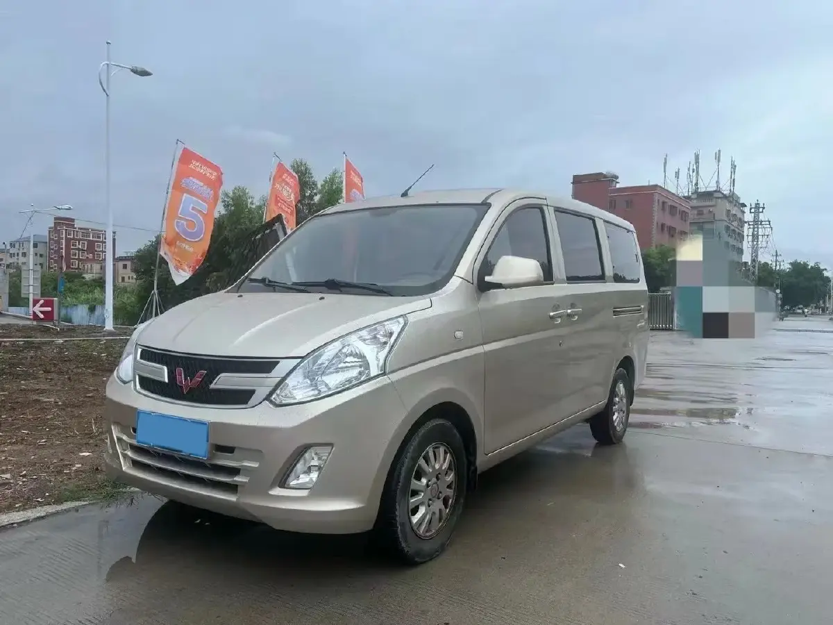2018 WuLing RongGuang V 1.5L 112HP L4 5MT