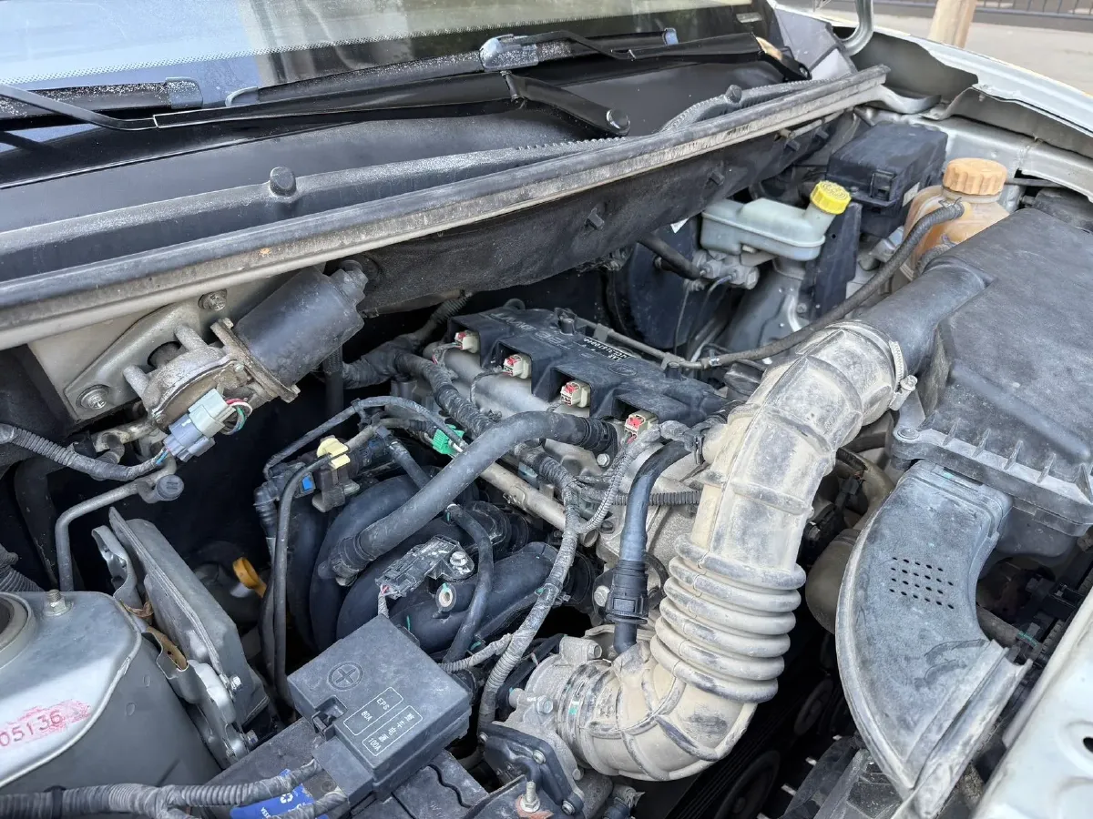 2019 WuLing HongGuang V 1.5L 99HP L4 6MT,autocango,china used car exporter,china ev exporter,chinese used car exporter,chinese used ev exporter