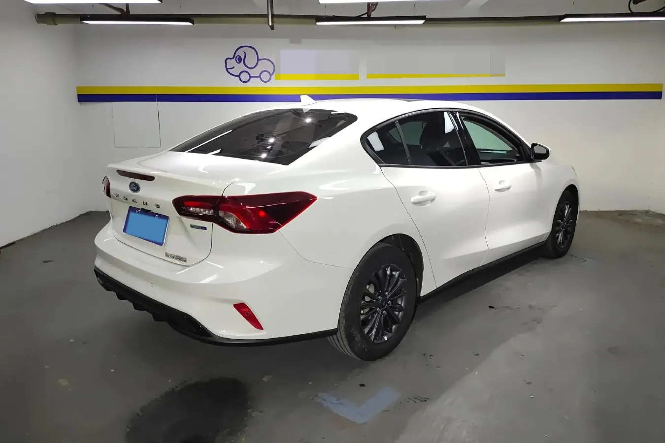 2022 Ford Focus 1.5T 177HP L4 6AT,autocango,china used car exporter,china ev exporter,chinese used car exporter,chinese used ev exporter