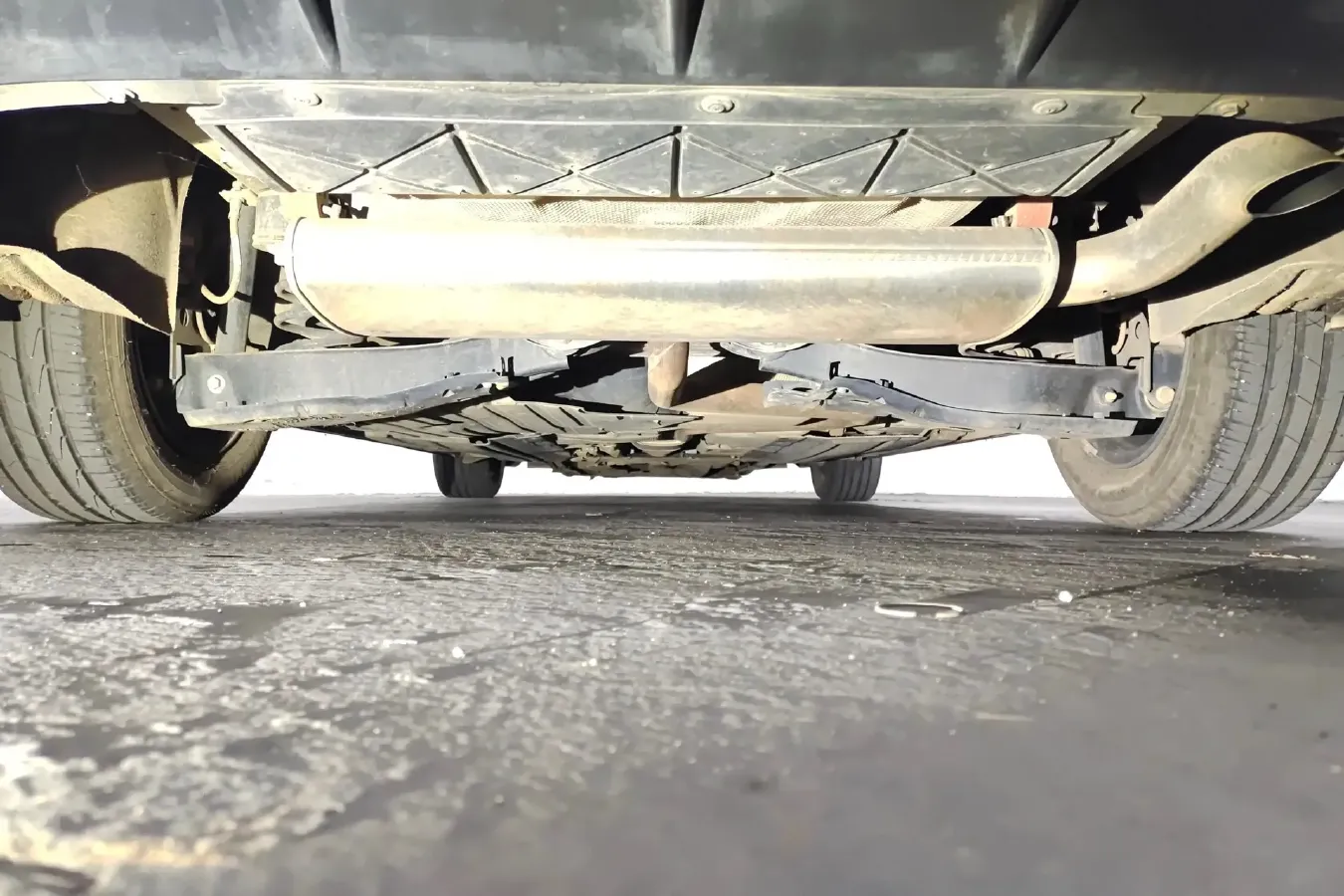 2022 Ford Focus 1.5T 177HP L4 6AT,autocango,china used car exporter,china ev exporter,chinese used car exporter,chinese used ev exporter