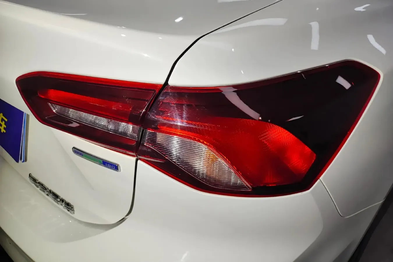 2022 Ford Focus 1.5T 177HP L4 6AT,autocango,china used car exporter,china ev exporter,chinese used car exporter,chinese used ev exporter